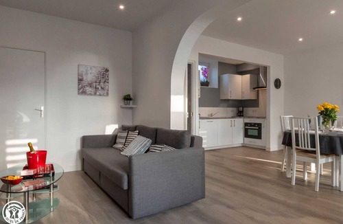 Saint-Euphraise-et-Clairizet House | Gîte de Blanche en Champagne