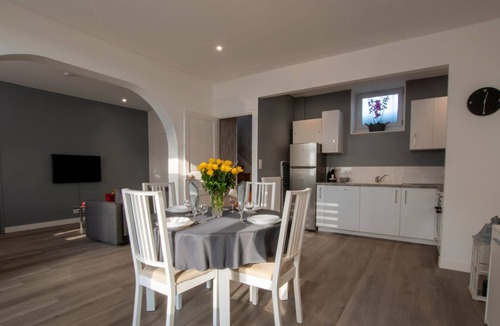 Saint-Euphraise-et-Clairizet House | Gîte de Blanche en Champagne