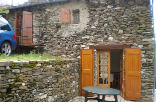 Sainte-Croix-Vallee-Francaise House | Gîte Traditionnel En Cévennes