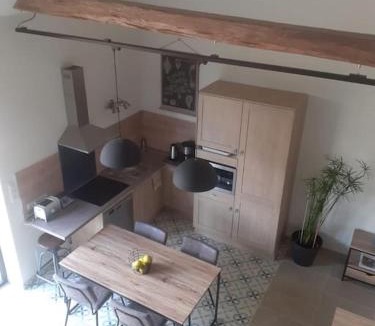 Mezeray House | Gîte à l'Ombre du Figuier