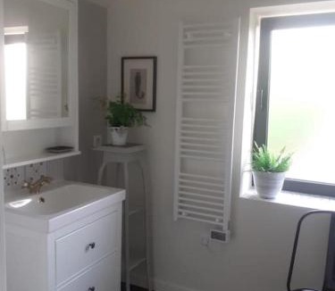 Mezeray House | Gîte à l'Ombre du Figuier