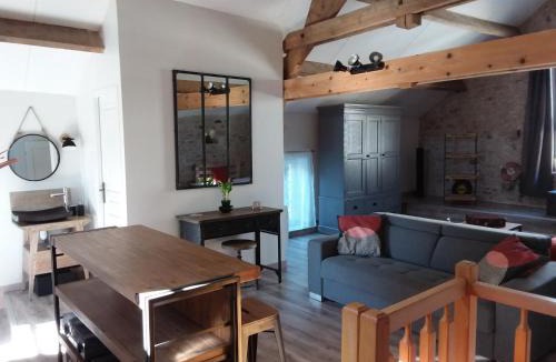 Bouville House | Gîte - à l'Ombre du Teil
