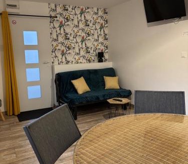 Cerans-Foulletourte House | Gîte à la campagne 2