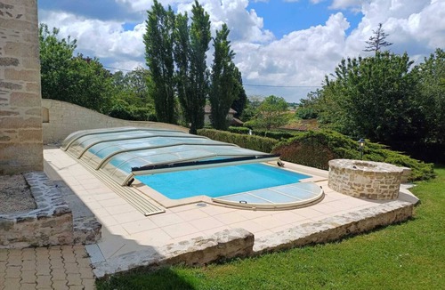La Chapelle-Baton House | Gîte à la Campagne