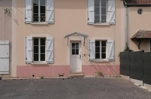 Leudon-en-Brie House | Gîte à la Campagne 3 Chambres à 1h de Paris