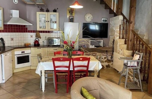 Illats House | Gîte à la Campagne