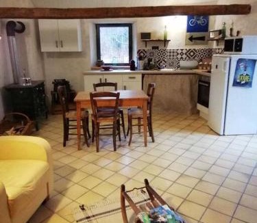 Laborel Apartment | Gîte à la campagne