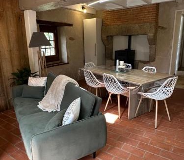 Secondigny House | Gîte à la campagne