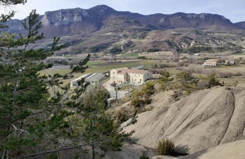 Orpierre House | Gîte à la ferme à Orpierre