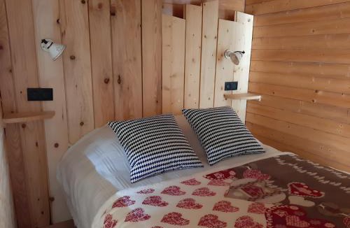 Mazan-l'Abbaye Ski Chalet | Gîte à la ferme- Chalet à la nuitée