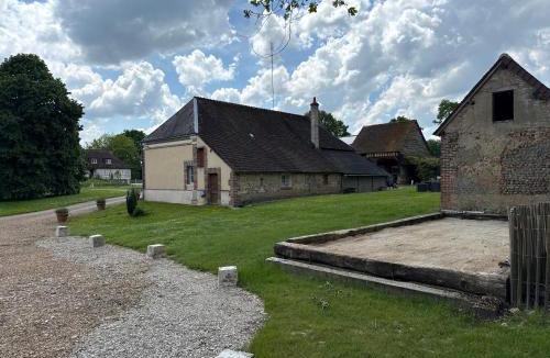 Lanneray House | Gîte à la ferme de Sainte Radegonde