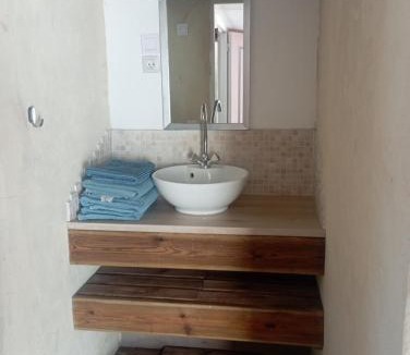 Laudun House | Gîte à la ferme