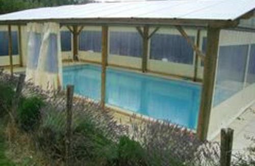 Saint-Juire-Champgillon House | Gîte à Saint-Juire-Champgillon avec piscine privative, sauna, jardin et wifi - FR-1-426-363