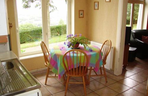 Saint-Etienne-au-Mont House | Gîte à Saint-Étienne-au-Mont avec jardin privatif, cheminée, WiFi et animaux admis - FR-1-376-77