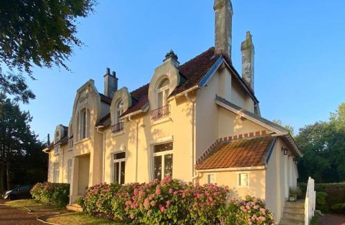 Saint-Etienne-au-Mont House | Gîte à Saint-Étienne-au-Mont avec jardin privatif, cheminée, WiFi et animaux admis - FR-1-376-77