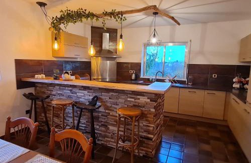 Ville-sur-Yron House | Gîte éco-village rénové, climatisé, animaux acceptés - FR-1-584-393