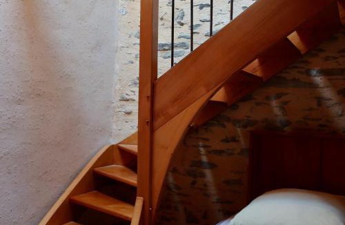 La Tardiere House | Gîte écoresponsable avec 4 chambres, terrasse et activités, proche LPO, chauffage au sol - FR-1-426-486