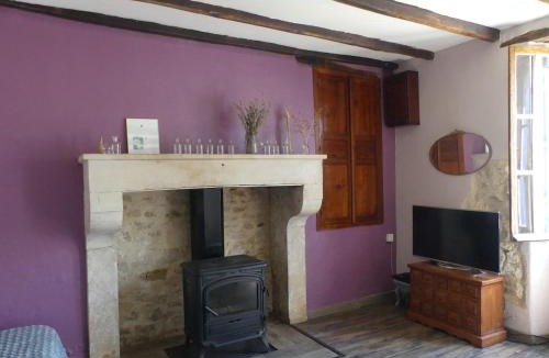 Rochefoucauld - Porte du Perigord House | Gîte Ô Pois Papillon