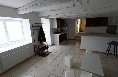 Jaunay-Clan House | Gîte ô scope 2 km from Futuroscope linen and housekeeping