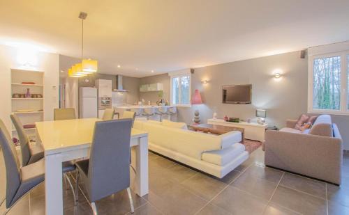 Ville sur Arce House | Gîte 10G34