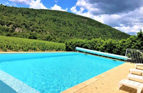 Alba-la-Romaine House | Gîte 12-14p, 5ch, 3sdb, piscine chauffée en saison, terrain de pétanque et jeux extérieurs extérieurs