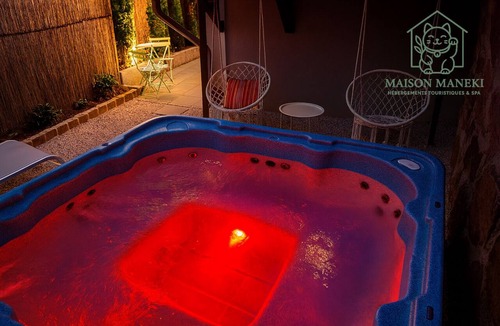 Lapoutroie House | Gîte 12 Personnes, Sauna, Billard, Baby-foot, Bain à Remous, Terrasse, Barbecue