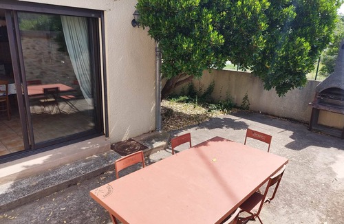 Lagrasse Apartment | Gîte 1332 - Château Villemagne