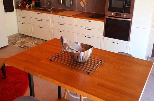 Lignairolles Cottage | Gîte 2 pers private garden, shared pool, nature, catering possible