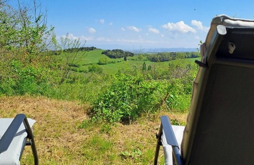 Lignairolles Cottage | Gîte 2 pers private garden, shared pool, nature, catering possible