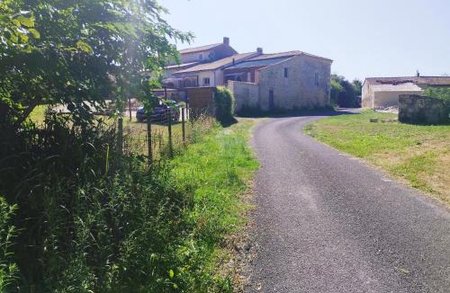 Courcoury Apartment | Gîte 2 personnes