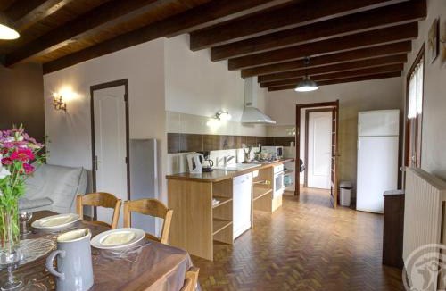 Les Salles House | Gîte 3 épis avec 2 chambres, terrasse et Wi-Fi - FR-1-496-161