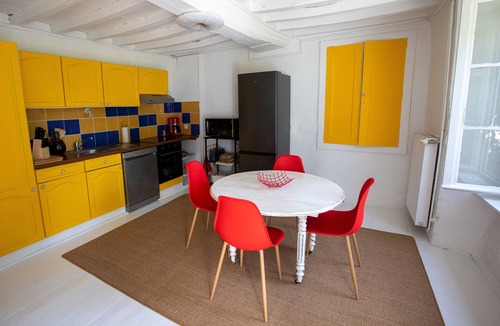 Saint-Denis-le-Gast Cottage | Gîte 3* bocage, beaches, Mt-St-Michel, Bayeux, D-Day, Granville, Villedieu