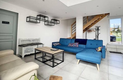 La Selle-en-Cogles House | Gîte 30 min Mt Saint-michel, 11pers et +, Sauna,spa