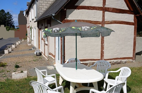 Le Mesnillard House | Gîte 35kms from Mont Saint Michel