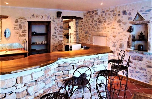 Vallon-Pont-d'Arc Apartment | Gîte 4* for 6p, 3ch, 100m2, HEATED SWIMMING POOL, PATIO