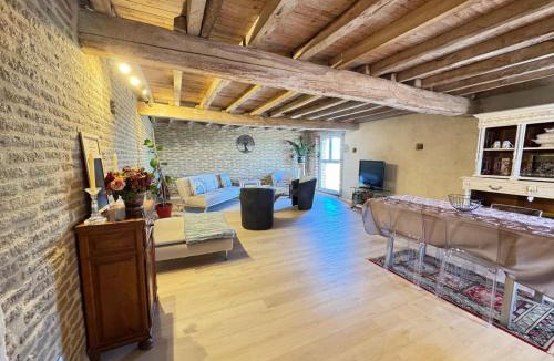Cintegabelle Apartment | Gîte 4 places - vue Pyrénées - Nid du Verdier, Lauragais