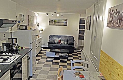 Vals-les-Bains Apartment | Gîte 40 m² for 2 to 4 people