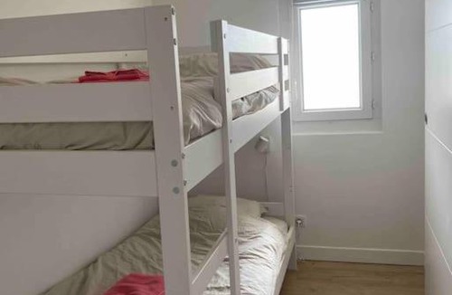 Beziers Apartment | Gîte 4p avec piscine sur domaine 3Ha