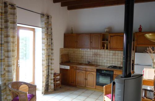 Notre-Dame-de-Boisset House | Gîte 80m² avec Terrasse, Wifi et Animaux Acceptés - FR-1-496-113