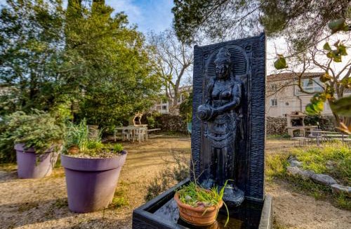 Mireval Apartment | Gîte Acacia - Domaine De L'enclos