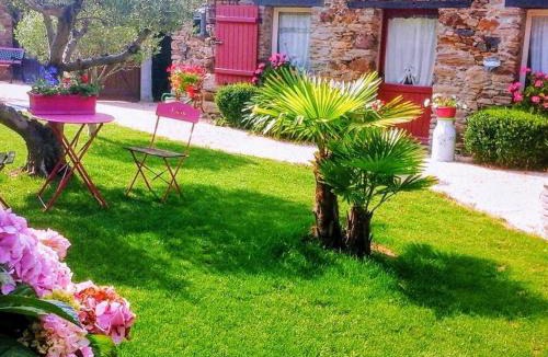 Arthon-en-Retz House | Gîte Accessible avec Jardin Fleuri près de Pornic, Éco-rénové et Équipé (Vélos, WiFi, Cheminée) - FR-1-306-957