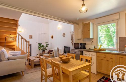 Tierce House | Gîte accueillant avec piscine chauffée à partager, près d'Angers, idéal pour vacances en nature - FR-1-622-44