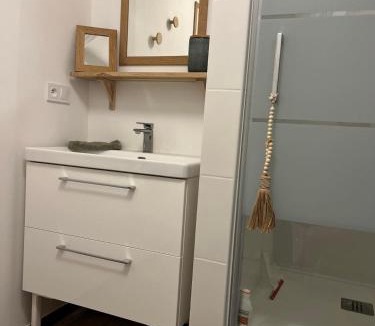 Trepied House | Gîte Aimée De L'Etoile