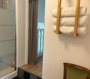 Trepied House | Gîte Aimée De L'Etoile