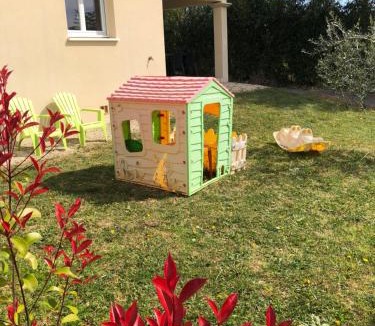 Saint-Martin-d'Ardeche House | Gîte Aléria Ardèche