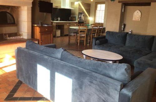 Echemire House | Gîte Anjou familial avec cheminée, climatisation, WIFI - FR-1-622-95