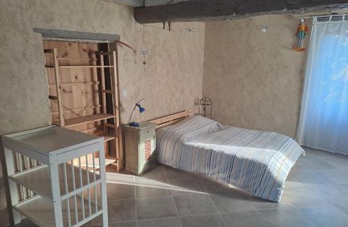 Aiguelèze House | Gîte arc en ciel