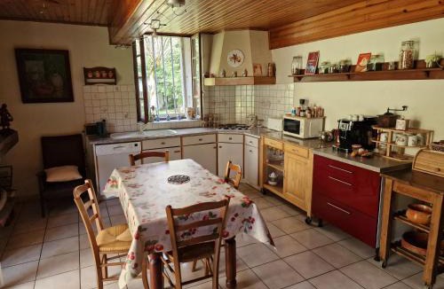 Carla-de-Roquefort House | Gîte Ariège Le chant de la rivière