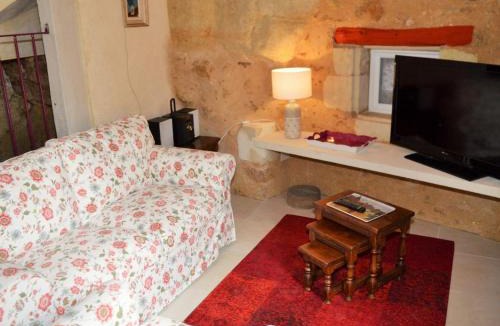 Savonnieres House | Gîte atypique avec garage et cour privée en Touraine - FR-1-381-280