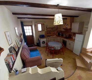 Argeliers House | Gîte atypique dans une maison du 18ème siècle